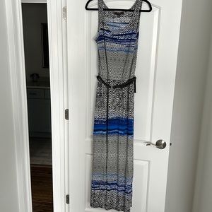 Long maxi dress with slit on side